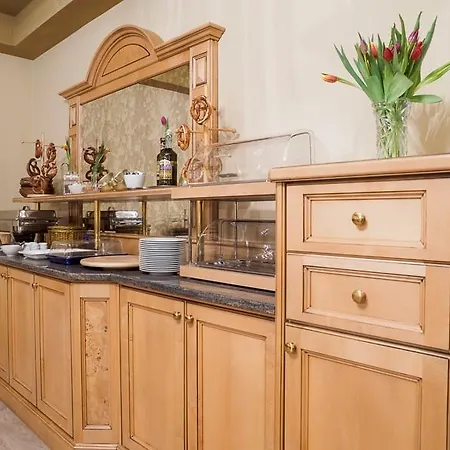 Hotel A8 Lukas Bei Blue Augsburgo