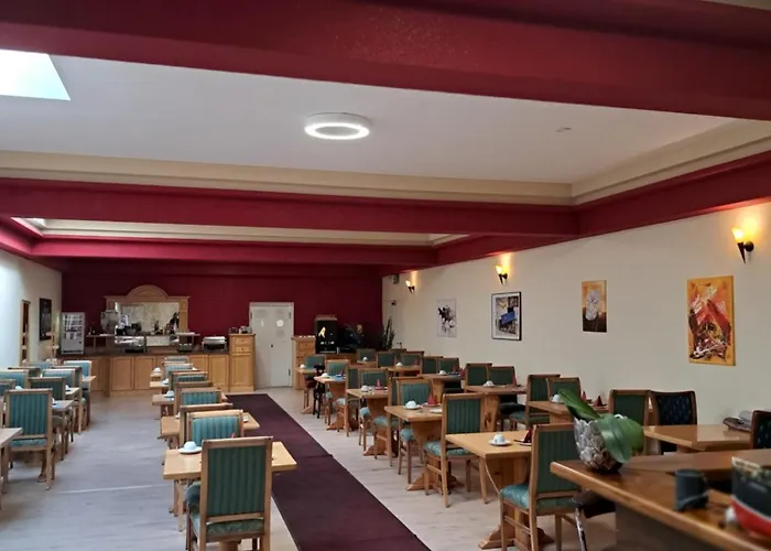 Hotel A8 Lukas Bei Blue Augsburgo