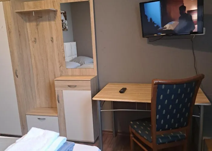 A8 Lukas Bei Blue Hotel 3*