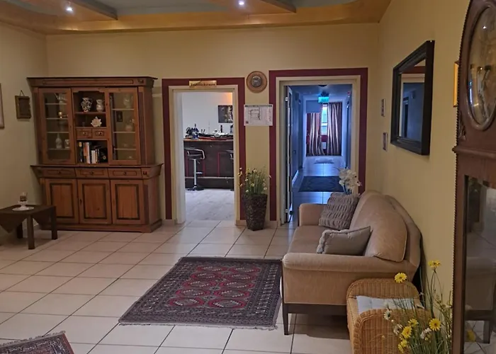 A8 Lukas Bei Blue Augsburg